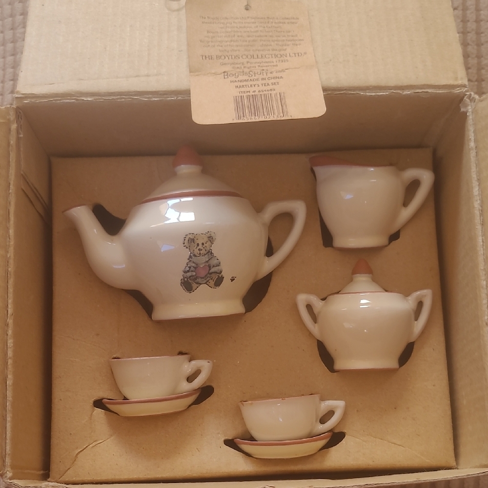 Boyds Bears Tea Set - White and Pink Accents